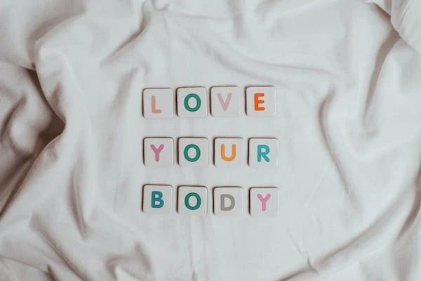LOVE YOUR BODY - letter board